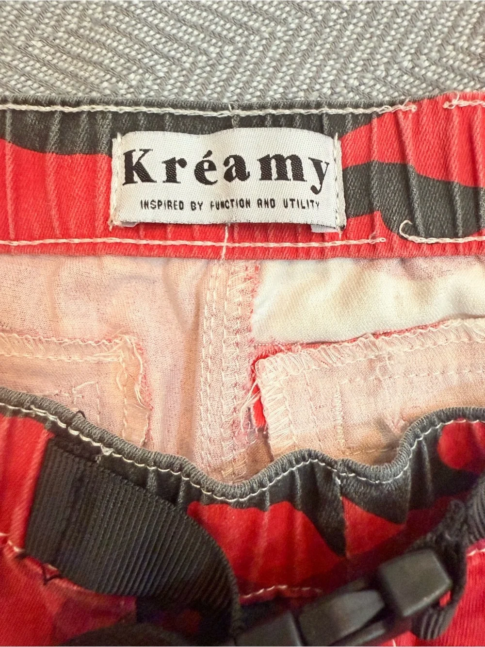 Kréamy Red Camo Cargo Jogger Pants Utility Streetwear Size M